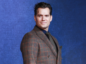 Henry Cavills Not A Fan Of Sex Scenes Says Sometimes Theyre Overused