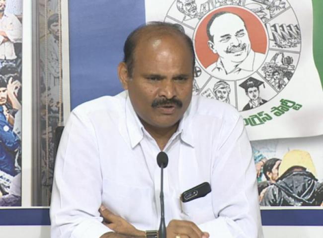 ysrcp-demands-judicial-probe-into-boat-mishap