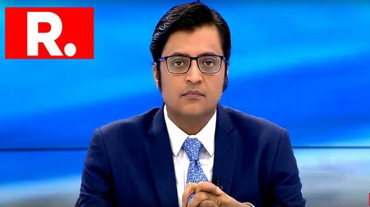 Watch: Arnab Goswami, His Wife Attacked In Mumbai