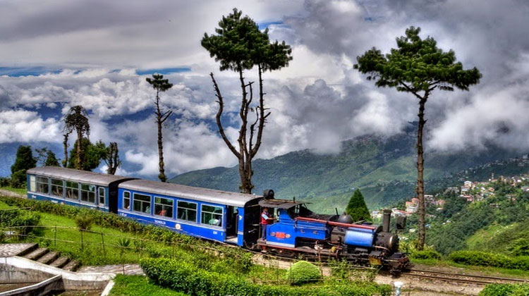 ఊటీ… క్వీన్ ఆఫ్ హిల్ స్టేషన్స్ : Ooty is the queen of hill stations