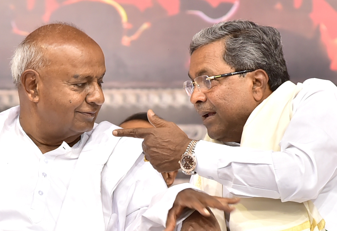 Siddaramaiah, Shivakumar Convey B'day Wishes To Deve Gowda