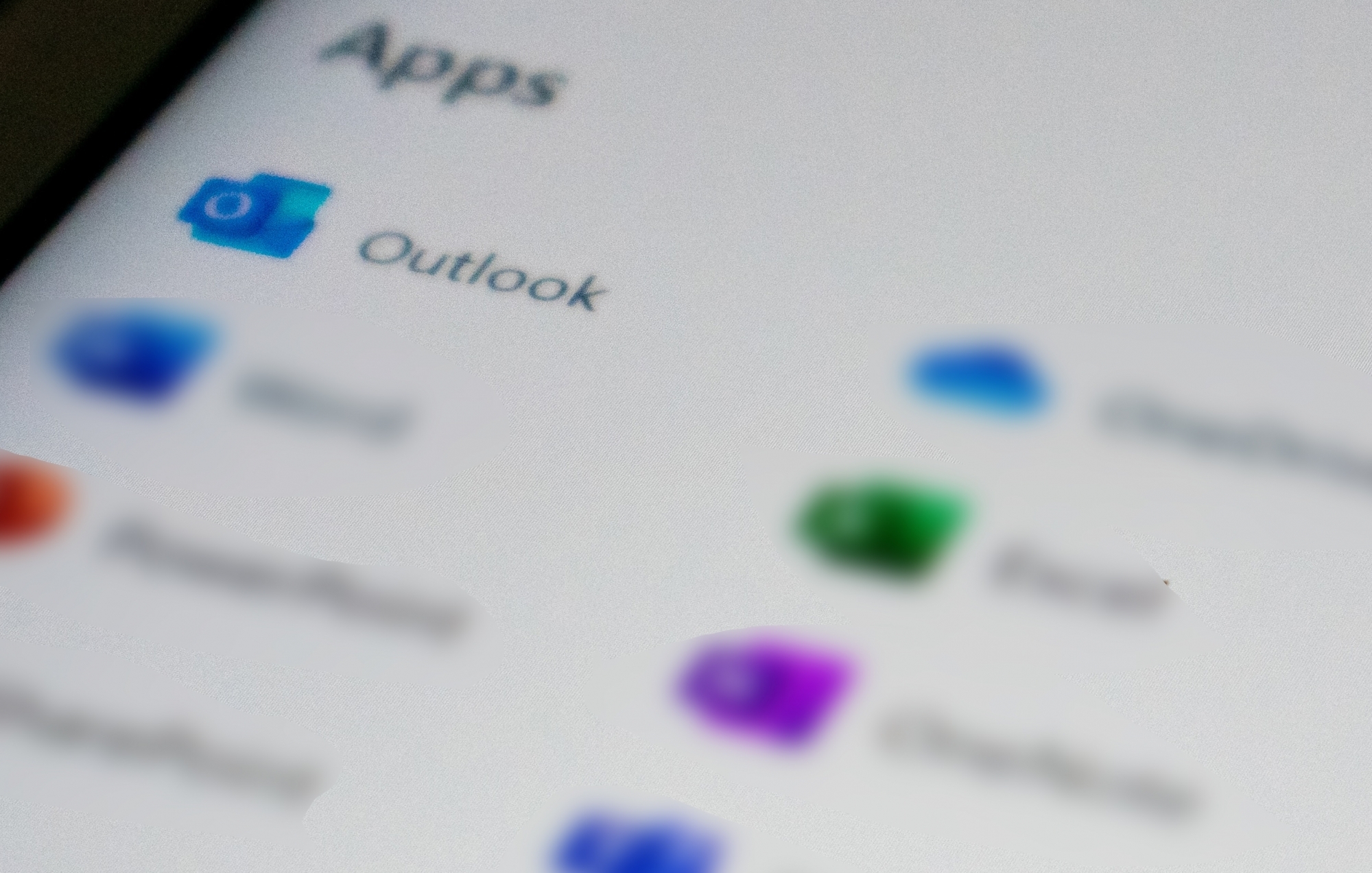 New AIenabled Outlook app to replace Mail, Calendar apps on Windows 11