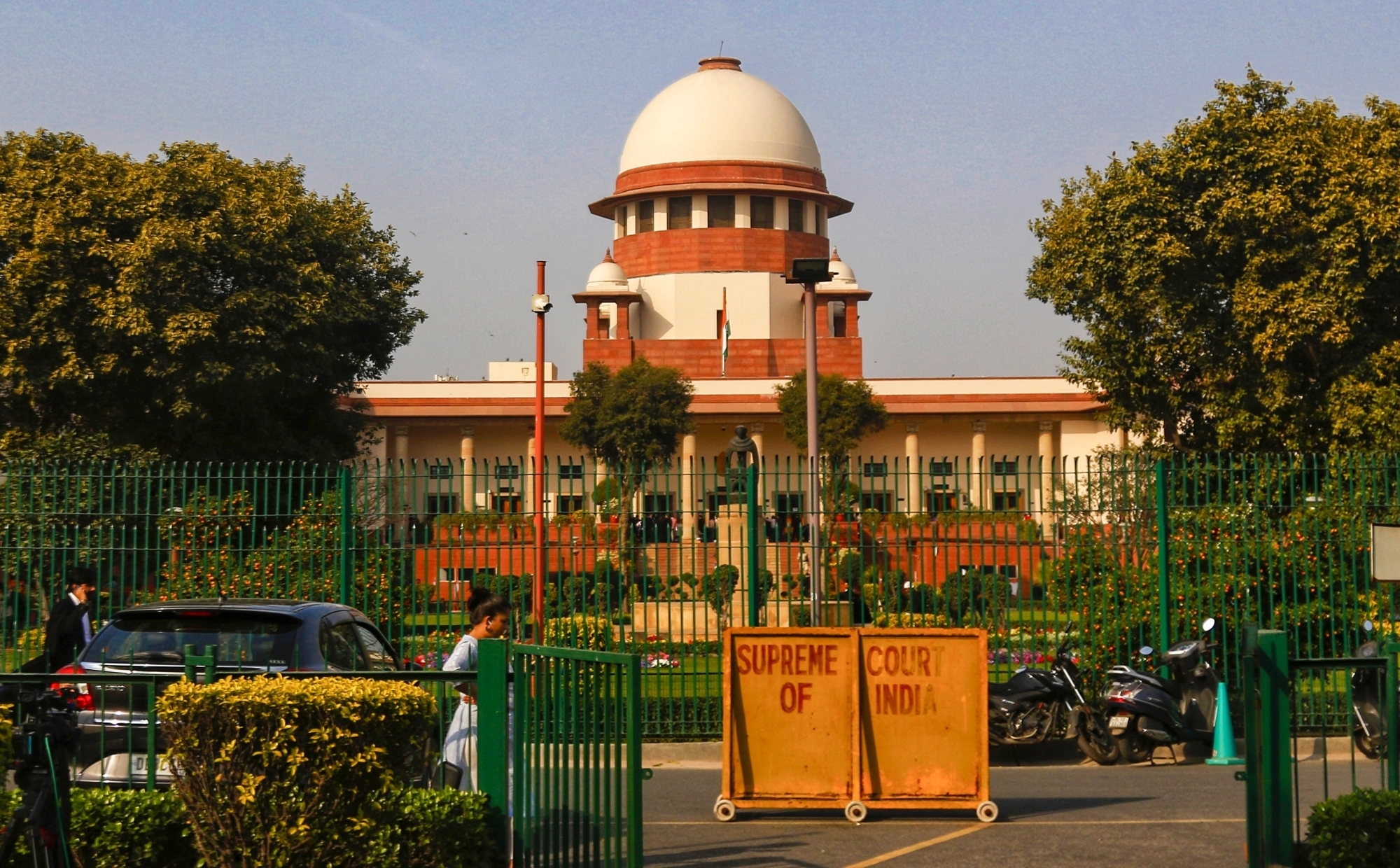 SC constitutes committee of 3 women ex-judges, appoints ex-IPS ...