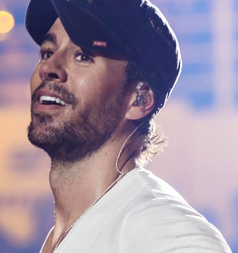 Enrique Iglesias plans Feb 2024 release for his final album