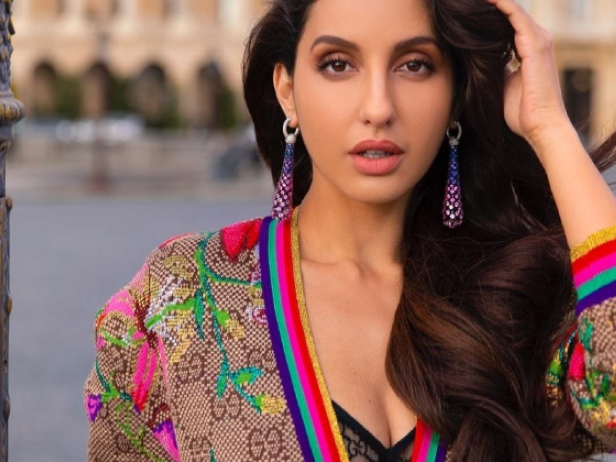 Nora Fatehi's THIS flip bag's price will create hole in your pocket