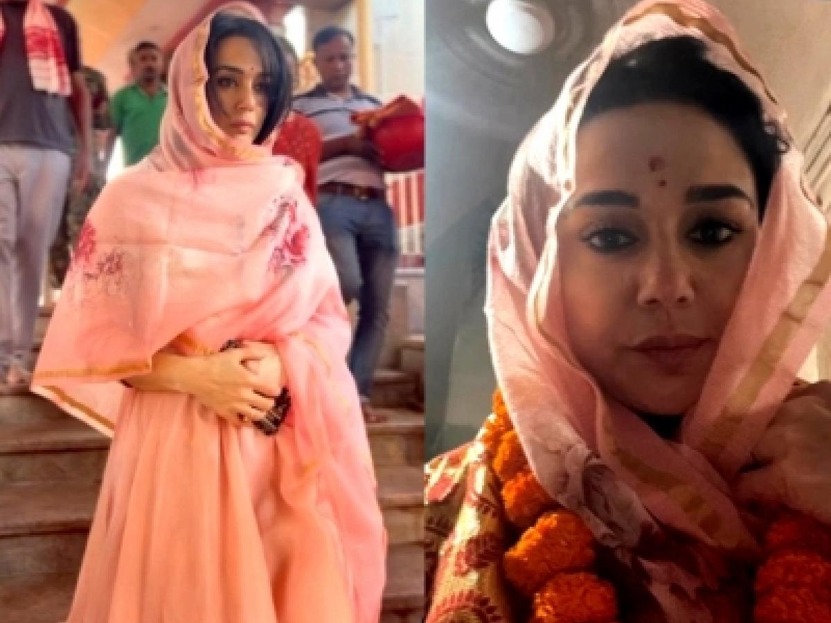 Preity Zinta Porn - Preity visits Kamakhya temple after staying up all night, feels 'peace &  calm'