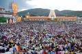 Four injured in minor stampede in Tirumala - Sakshi Post