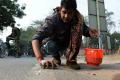 For Obama&#039;s Taj visit, 600 workers scrub streets for Rs. 300 a day - Sakshi Post