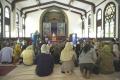 A sermon in progress at an all-women mosque in Los Angeles. - Sakshi Post