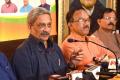 Manohar Parrikar with Goa BJP leaders - Sakshi Post