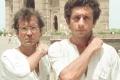 Ravi Baswani and Naseeruddin Shah in a scene from 1983 classic&amp;amp;nbsp;“Jaane Bhi Do Yaaro”. - Sakshi Post