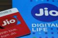 jio announced surprise cashback of up to Rs 3300 on recharges of Rs 399 and above - Sakshi Post