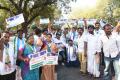 YSRCP held Mahadharna in Delhi for SCS - Sakshi Post