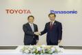 Toyota, Panasonic Announce Electric Car Battery Tie-Up - Sakshi Post