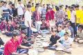 Dharamsagar BC Welfare Hostel Students Protest Over Poor Food Quality - Sakshi Post