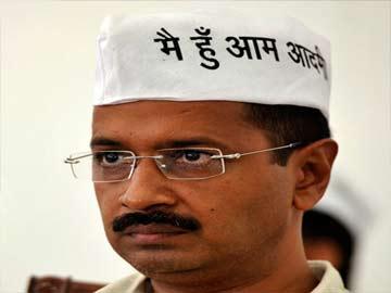 Eggs, stone thrown at Kejriwal - Sakshi Post