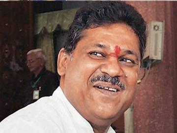 More fame for Kirti Azad after suspension from BJP - Sakshi Post