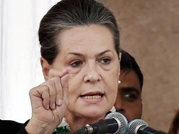 Sonia hits back at Modi for blaming Cong for Par disruption - Sakshi Post