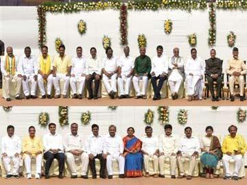 The Andhra Pradesh cabinet ministers with Governor ESL Narasimhan and chief minister N Chandrababu Naidu - Sakshi Post