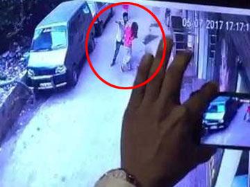 Woman being stabbed&amp;amp;nbsp; - Sakshi Post