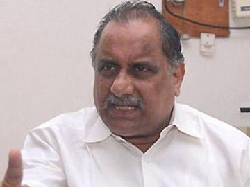 Speaking to media persons on Friday from his residence at Kirlampudi, Mudragada said he would stick to his plan of taking out Padayatra and would not budge over the issue. - Sakshi Post