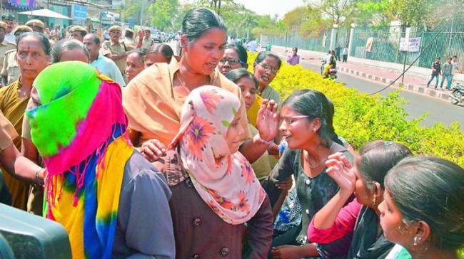 Students of Sri Vasavi Junior college protesting when they were not allowed write annual exams in March this year - Sakshi Post