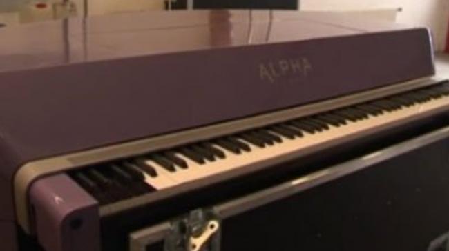 Prince’s purple piano - Sakshi Post