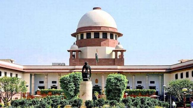 Supreme Court on trial through WhatsApp - Sakshi Post