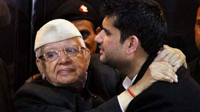 Rohit Shekhar Tiwari with his father ND Tiwari (File Photo) - Sakshi Post