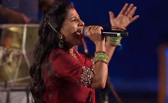 singer-mangli-injured-on-sets - Sakshi Post